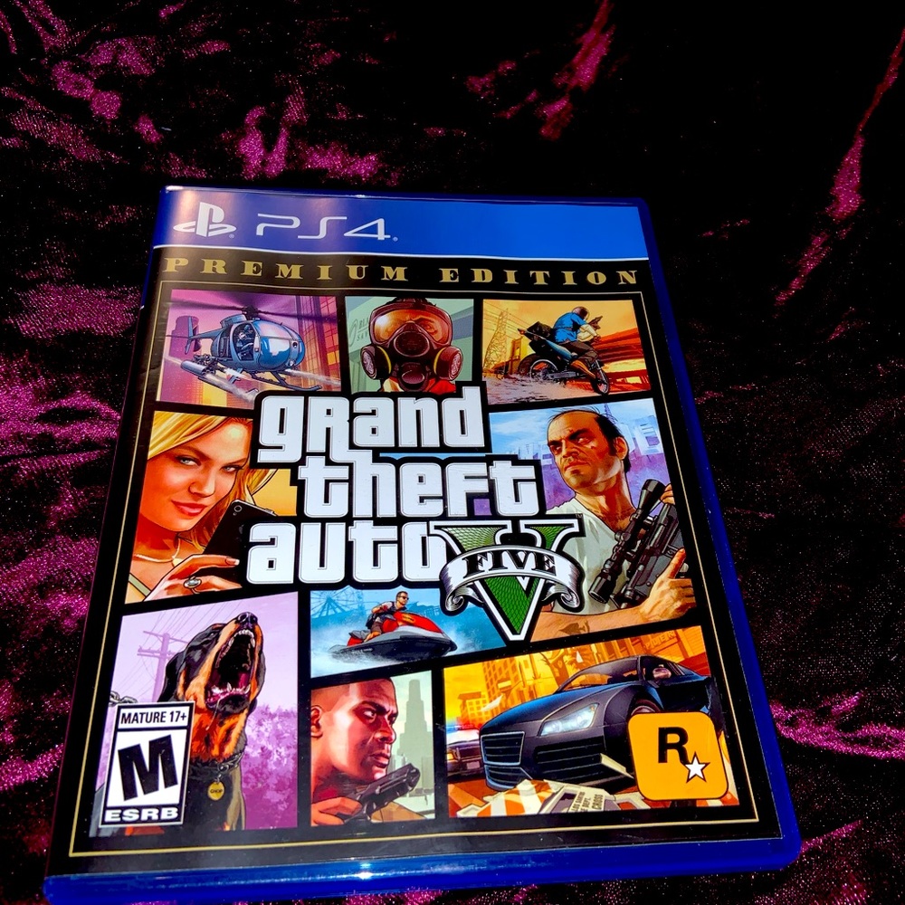 Play Station 4 Grand theft auto5